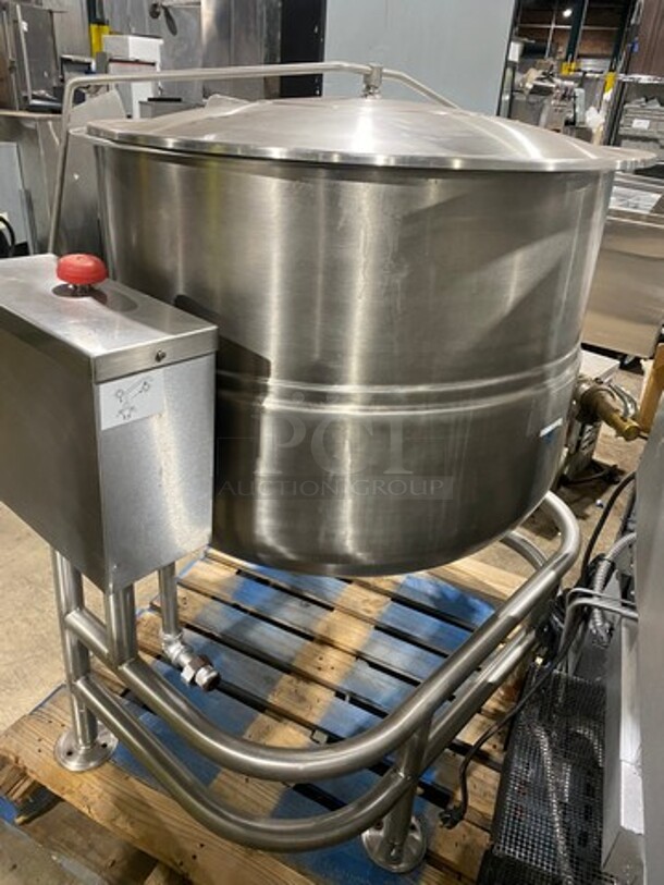 NICE! 2012 Cleveland Commercial 100 Gallon Tilting Soup Kettle! All Stainless Steel! Model: KDL100T SN: 120323052568 - Image 4 of 9