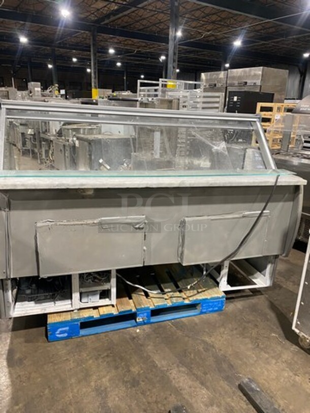 COOL! Arneg Commercial Refrigerated Deli/ Meat Display Case Merchandiser! With Commercial Cutting Board! With Curved Front Glass! With Rear Access Doors! - Image 4 of 9