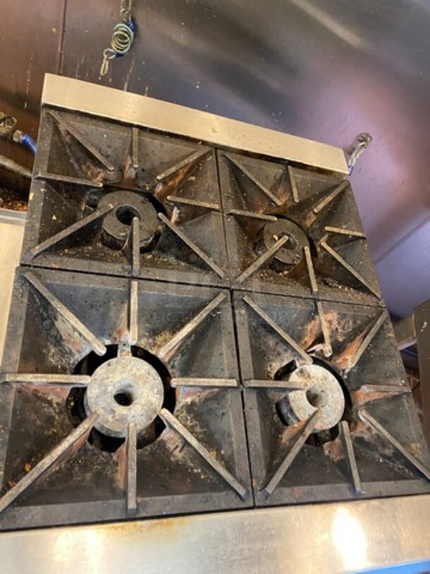 Southbend Commercial Countertop Natural Gas Powered 4 Burner Range! All Stainless Steel! On Small Legs! WORKING WHEN REMOVED! Model: HD024 SN: 18F90287 - Image 6 of 9