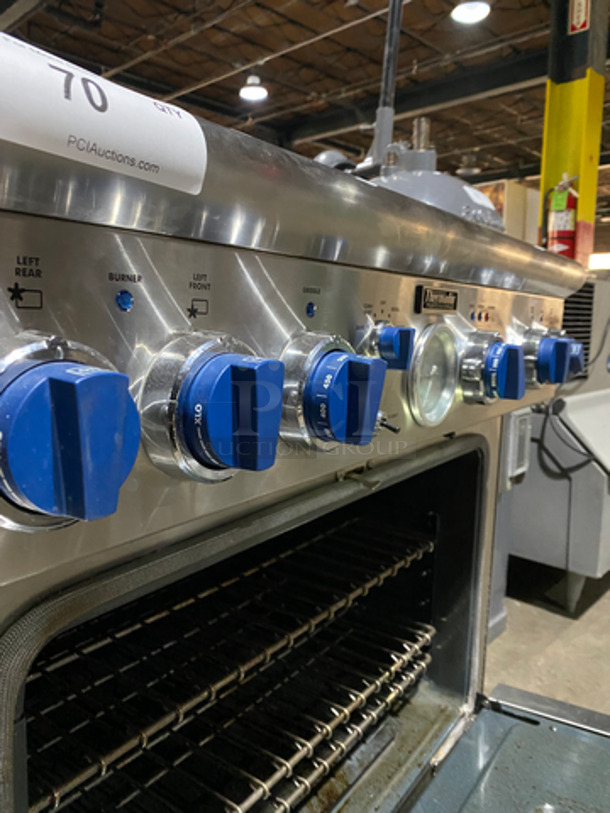 Thermador Gas Powered Stove Top! 4 Burner And Built In Flat Top In The Center! With Full Size Oven Underneath! With Metal Oven Racks! All Stainless Steel! - Image 10 of 12