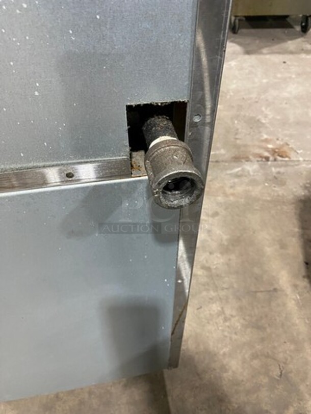 Cook Rite Commercial Natural Gas Powered 6 Burner Stove! With Raised Back Splash And Salamander Shelf! With Oven Underneath! All Stainless Steel! On Casters! - Image 9 of 9