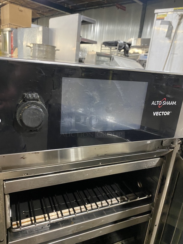 STUNNING! LATE MODEL! 2019 Alto Shaam VMC H4H Stainless Steel Commercial Electric Powered Half-Size Vector H Multi Cook Oven! Featuring Four Cooking Chamber Zones Within One Compact Unit! This Extremely Versatile Oven Allows You To Cook Four Different Products Simultaneously With No Flavor Transfer!  SN:2525529 208-240V 3PH! Working When Removed! - Image 7 of 9
