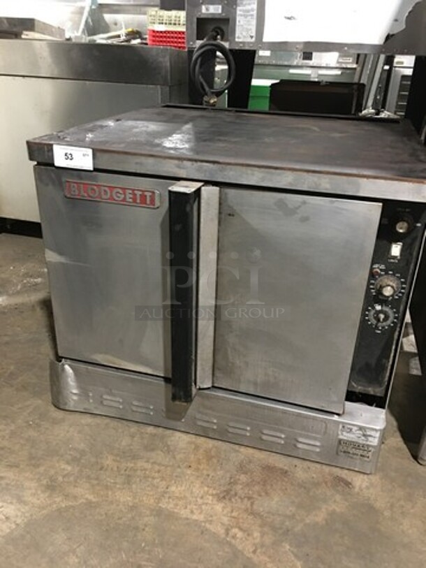 Blodgett Commercial Natural Gas Powered Convection Oven! With Solid Doors! All Stainless Steel!