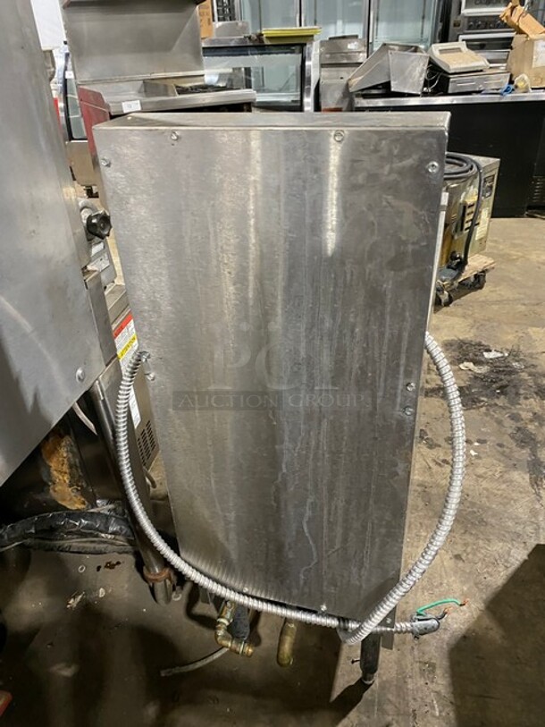 Late Model! 2017 Pitco Solstice Supreme Stainless Steel Commercial Floor Style Pasta Cooker With Digital Control! On Legs! Working When Removed! MODEL SSPE14 SN:E17HA051296 208V 1PH  - Image 4 of 9