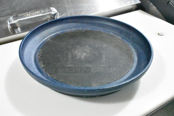 BRAND NEW SCRATCH AND DENT! Box of 5 Aladdin Temp-Rite Heat on Demand Blue Discs - Image 2 of 4