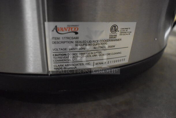 BRAND NEW IN BOX! Avantco 177RCSA90 Stainless Steel Commercial Countertop Rice Cooker. 240 Volts, 1 Phase. 21.5x19x16. Tested and Working! - Image 2 of 9