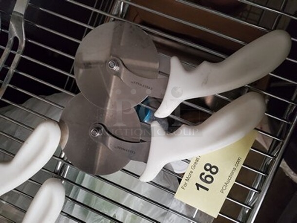White Handle Pizza Cutter - Image 2 of 3