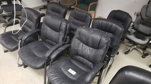 Lot of 7 Chairs

(Location 2) - Image 1 of 1