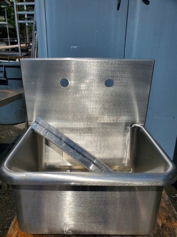 Stainless Steel Single Compartment Sink! No legs. No faucet - Image 1 of 3