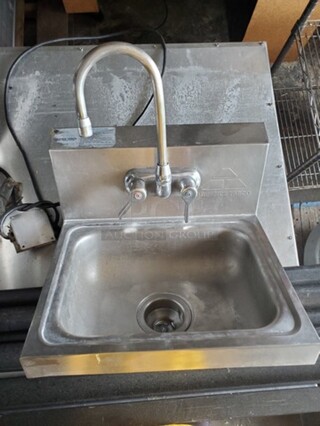 Stainless Steel Hand Sink W/ Faucet!
