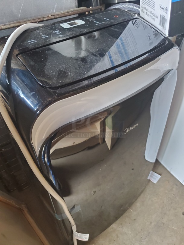 Midea 8,000 BTU Smart Portable Air Conditioner - Image 4 of 4