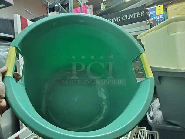Plastic Bin - Image 2 of 4