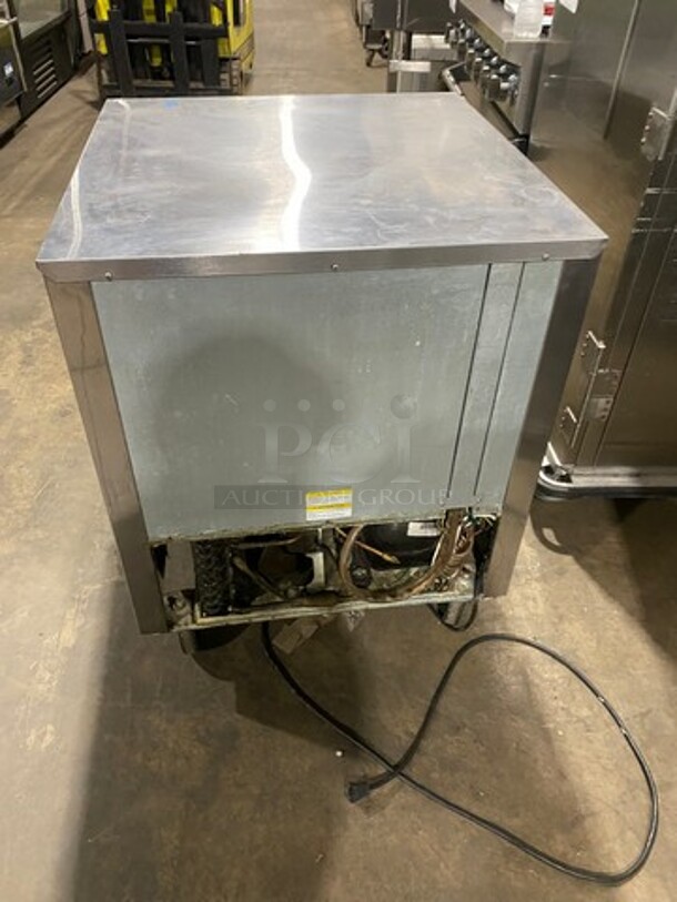 DON'T MISS OUT! NICE! BEVERAGE-AIR Undercounter Cooler Model UCR27 On Casters! 115V/60Hz/1 Phase - Image 3 of 7