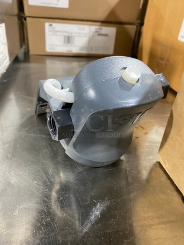 NEW! IN THE BOX! Water Filtration Replacement Cartridge! 4x Your Bid! PLEASE DO RESEARCH BEFORE BIDDING! - Image 3 of 6