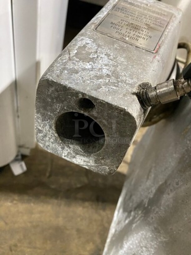 Hobart Commercial Countertop Buffalo Chopper! All Stainless Steel! Model: 84145 SN: 37155382 115V 60HZ 1 Phase - Image 6 of 8