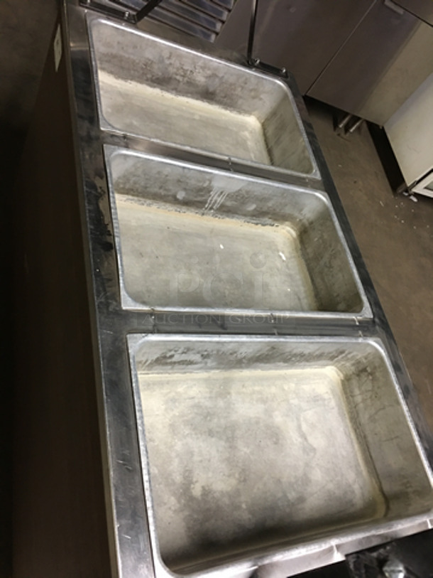 Vollrath Commercial Electric Powered 3 Bay Steam Table! Wooden Pattern With Stainless Steel Top! On Casters!Model: 38935 120V 60HZ 1 Phase - Image 5 of 8