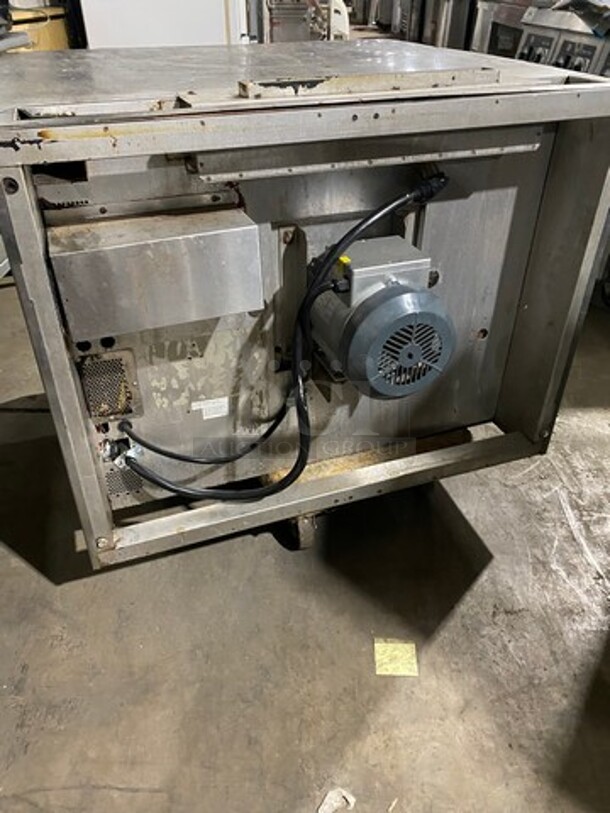 Blodgett Commercial Convection Oven! With Solid Doors! All Stainless Steel! - Image 3 of 12