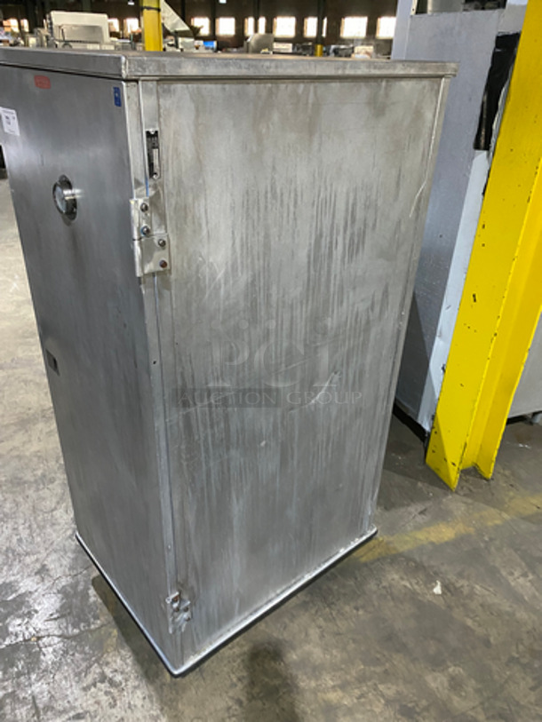 Seco Single Door Food Warmer/Proofer Cabinet! Stainless Steel! On Casters! Model: VCHI66R SN: 1901062 115V 1 Phase - Image 2 of 9