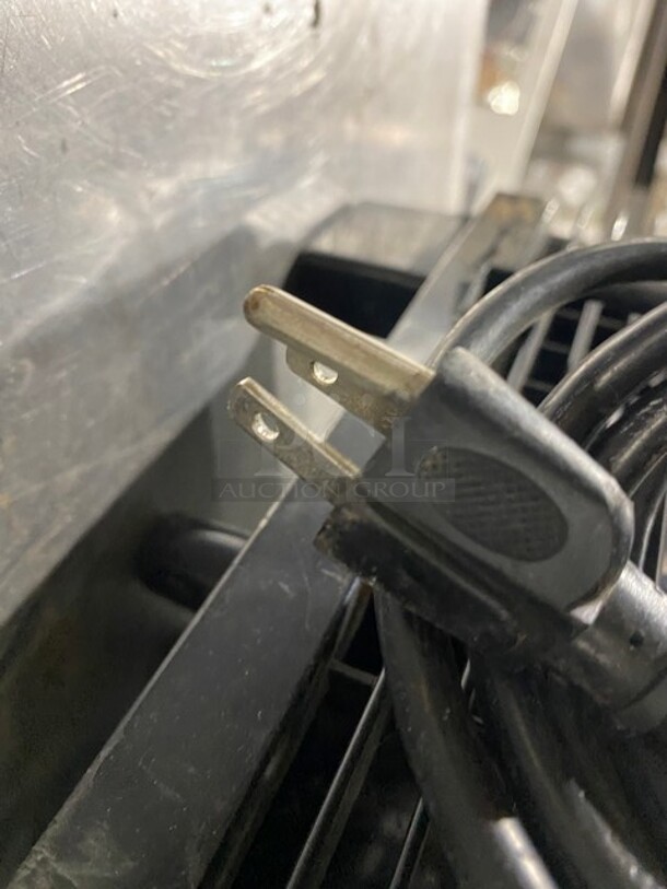 Commercial Display Case Merchandiser! Glass All Around Showcase Style! With Front And Rear Access Doors! - Image 8 of 8