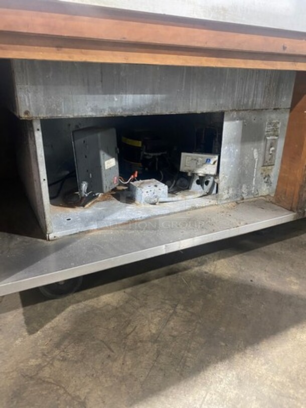 Barker Commercial Buffet Style Cold Pan! Stainless Steel With Wooden Body! On Casters! SN: C014121CW5 120V 60HZ 1 Phase - Image 7 of 8