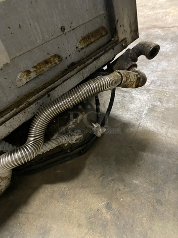 Lang Commercial Countertop Natural Gas Powered Planten 2-Sided Grill! With Side Splashes! All Stainless Steel! - Image 9 of 9