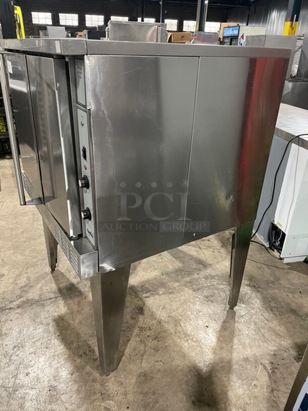 NICE! SunFire Natural Gas Powered Commercial Single Deck Convection Oven! All Stainless Steel! With Metal Racks! 120V 1 Phase! Model: SCO-GS-10S SN: 1207230000399! - Image 2 of 9
