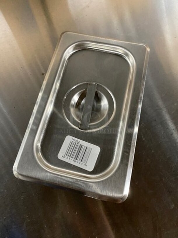 NEW! IN THE BOX! Stainless Steel 1/9 Size Steam Table/ Prep Table Food Pan Lids! - Image 3 of 5