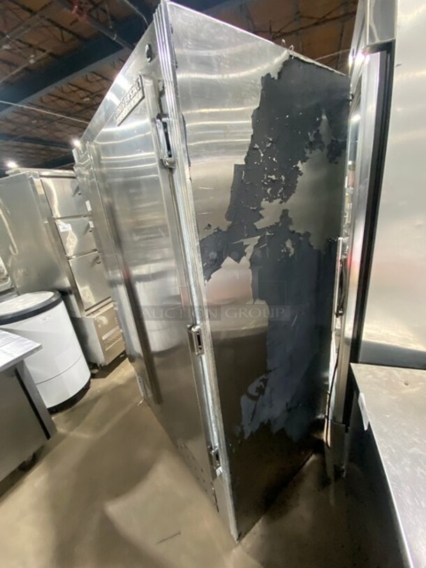 Universal Cooler All Stainless Steel Reach In Cooler! - Image 2 of 8