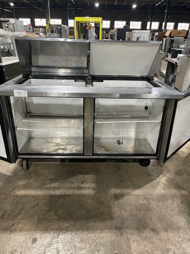 True Commercial Stainless Steel Sandwich/Salad Prep Table! With 2 Door Refrigerated Storage Underneath! With Poly Coated Shelves! On Casters! 115V 1 Phase! Model: TSSU-60-24M-B-ST SN: 7830987! - Image 5 of 9
