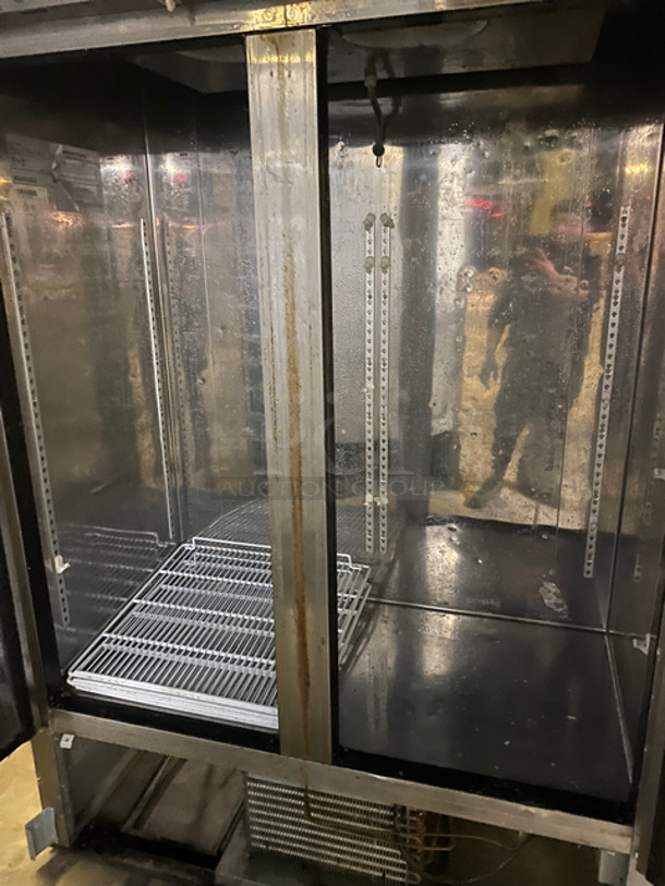 Maxx Cold Commercial 2 Door Reach In Freezer! With Poly Coated Racks! All Stainless Steel! Model: MCF49FD SN: 0452A94G200002 115V 60HZ 1 Phase - Image 5 of 10