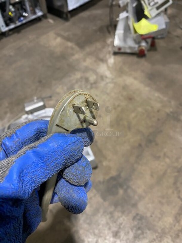 Hobart Commercial Countertop Deli/Meat Slicer! All Stainless Steel! Model: 2812 SN: 561188032 120V 60HZ 1 Phase - Image 11 of 11