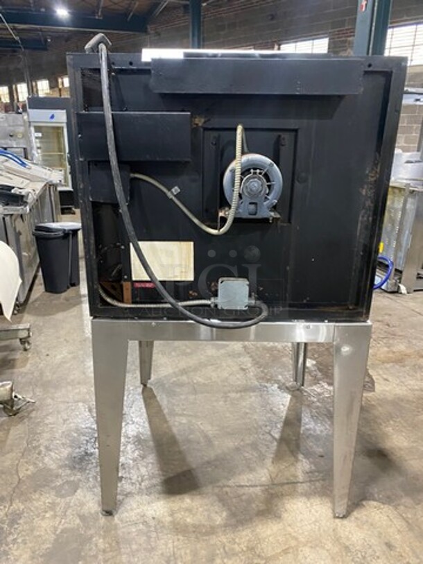 Blodgett Zephaire Edition Commercial Convection Oven! With Solid Doors! Metal Oven Racks! All Stainless Steel! On Legs! - Image 3 of 7