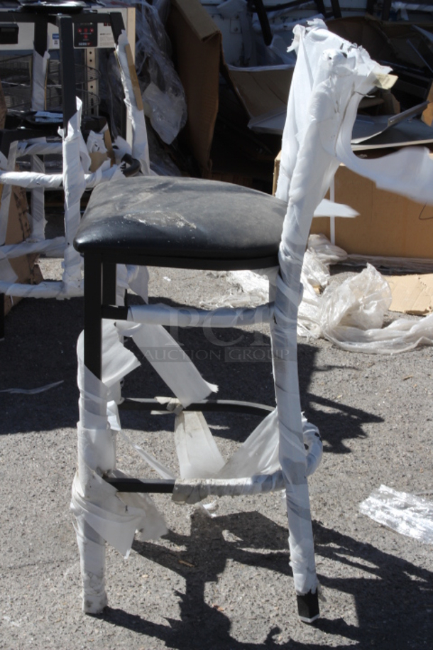 BRAND NEW SCRATCH & DENT! Lancaster Table & Seating Black Finish Ladder Back Bar Height Chair with 2 1/2" Black Vinyl Cushion - Image 5 of 7