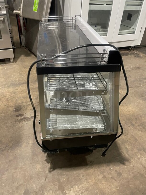 Late Model 2023! Marchia 34" Heated Countertop Display! With Rear Sliding Doors! With Metal Racks! 110-120V! Model: MHCC136! - Image 4 of 8