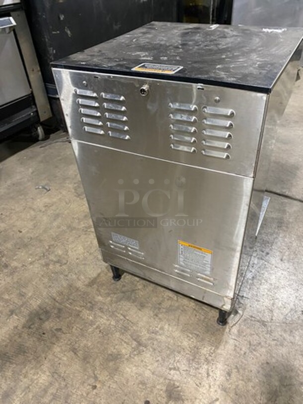 Bunn Commercial Countertop Dual Coffee Brewing Machine! With Hot Water Line! All Stainless Steel! On Small Legs! Model: DUAL SN: DUAL126259 120V 60HZ 1 Phase - Image 4 of 8