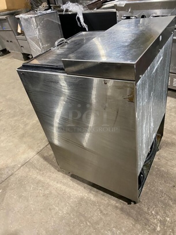 Perlick Commercial Beer Bottle Cooler! With Sliding Top Door! All Stainless Steel! Model: BC24SS 115V 1 Phase - Image 4 of 8