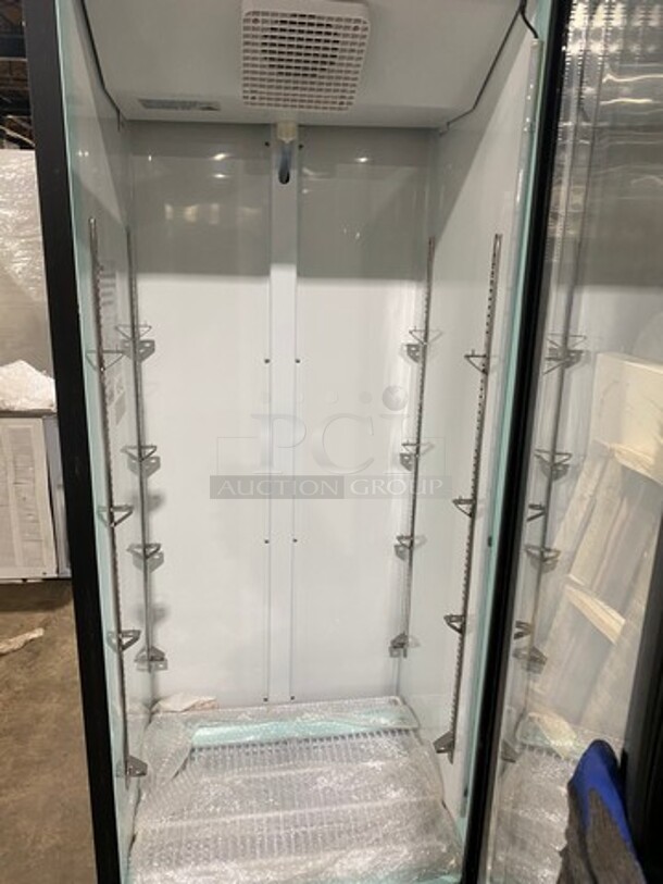 SCRATCH-N-DENT! Avantco Commercial Single Door Reach In Cooler Merchandiser! With View Through Door! Model: 178GDC15HCB SN: 7629310421082430 - Image 5 of 12