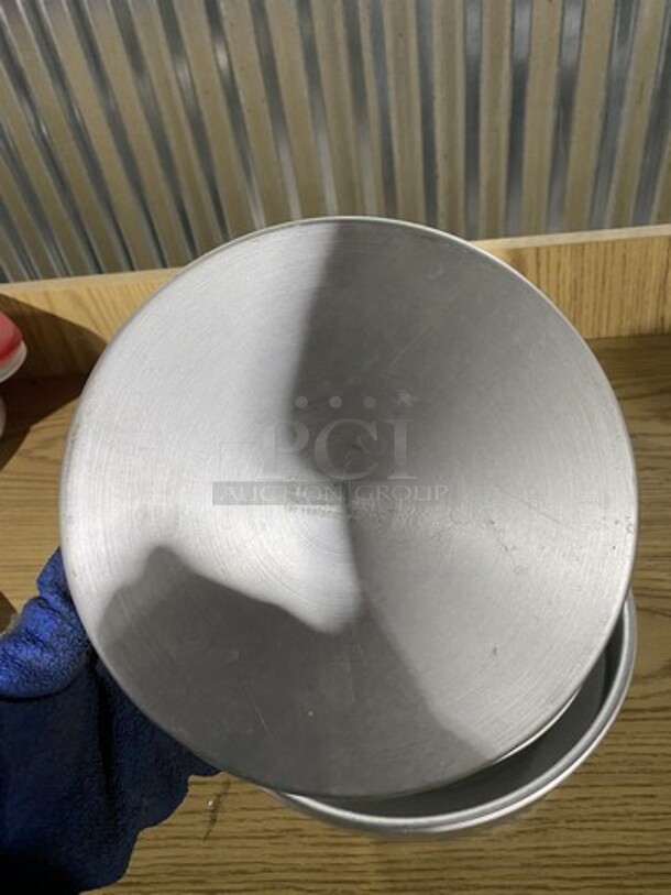 Commercial! Pizza Pans! 3 X Your Bid! - Image 5 of 8