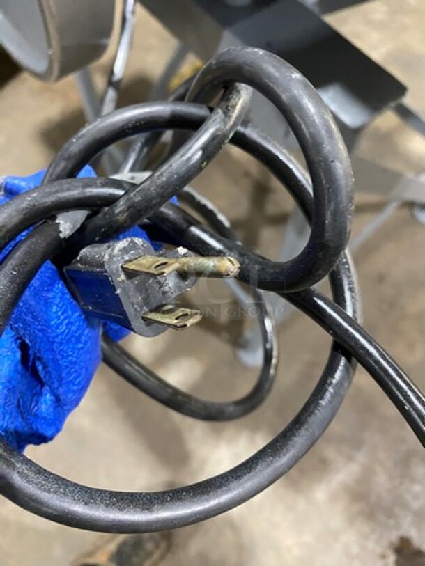 NICE! Berkel Commercial Automatic Meat/ Deli/ Cheese Stacker Slicer! All Stainless Steel! On Legs! Model: 170D SN: 180D424 - Image 12 of 12