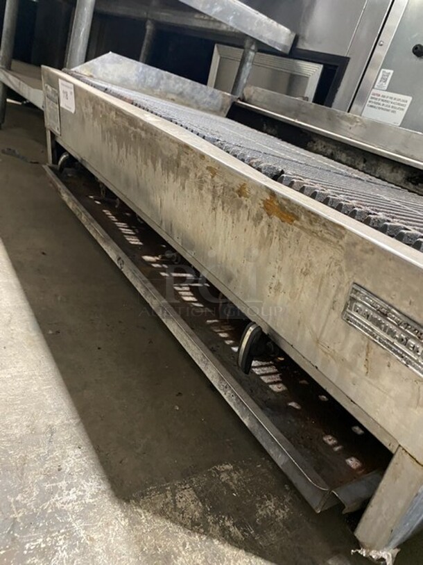 Rankin-Delux 5223 Natural Gas Powered Char broiler! - Image 6 of 7