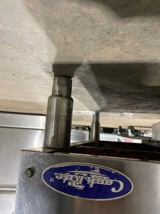 Cook Rite Commercial Countertop Natural Gas Powered Flat Top Griddle! With Back And Side Splashes! All Stainless Steel! On Legs! - Image 9 of 10