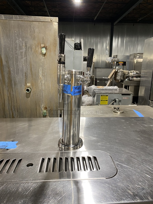 ATOSA All Stainless Steel Dual Tower 4 Tap Beer Kegerator! On Casters! Model: MKC58 SN: MKC58AUS100318091600C40018 115V/60Hz/1 Phase!  - Image 4 of 6