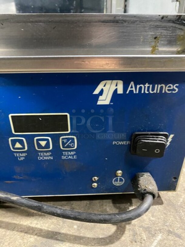 Antunes Commercial Countertop Heated Food Holding/ Display Cabinet Merchandiser! With Front Access Doors! Glass All Around! Stainless Steel Body! Model: SDC500 SN: 17091345 120V 60HZ 1 Phase - Image 6 of 9