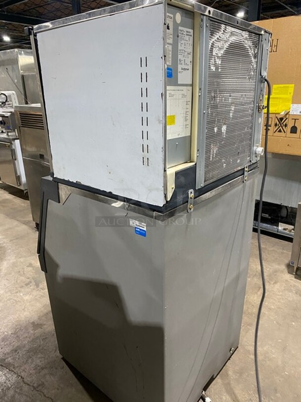 Scotsman Stainless Steel Commercial Air-Cooled Ice Machine Head On Stainless Steel Commercial Ice Bin! Model C0630MA-32E SN:18121320014102 208/230V 1PH - Image 4 of 10