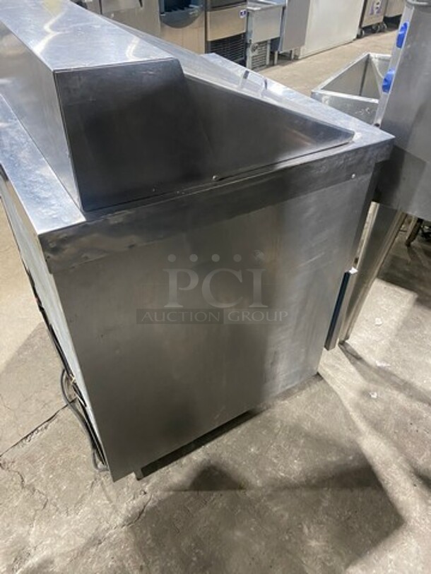 Delfield 2 Drawer Refrigerated Prep Table! On Commercial Casters! - Image 4 of 10