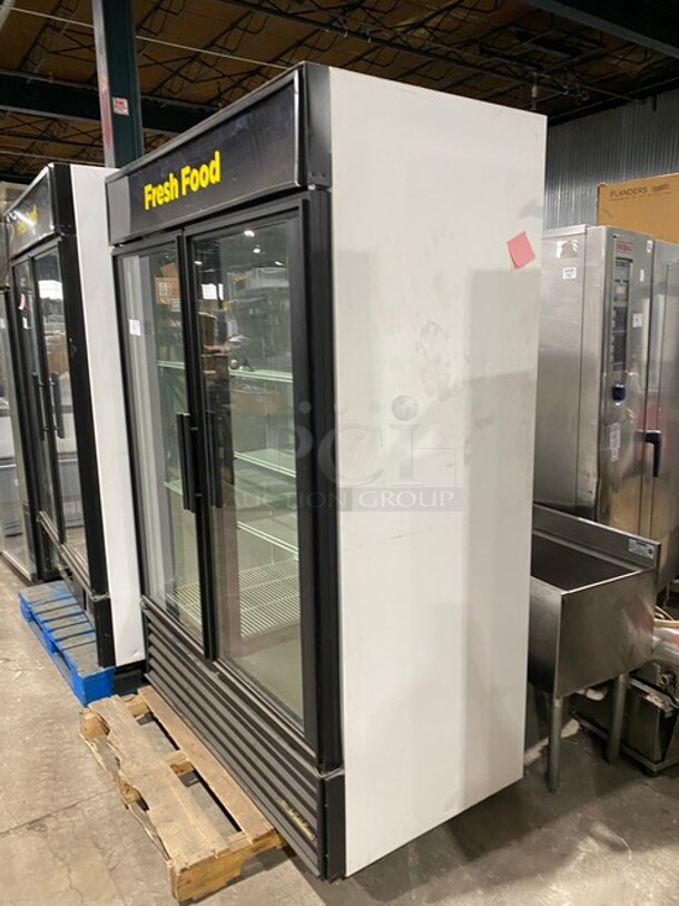 True 2 Door Reach In Cooler Merchandiser! With View Through Doors! With Poly Coated Racks! Model: GDM49 SN:7443316 115V 1PH - Image 2 of 10