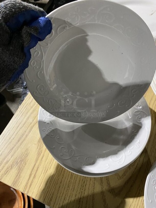 Pfaltzgraff Chinaware! 7 X Your Bid! - Image 6 of 6