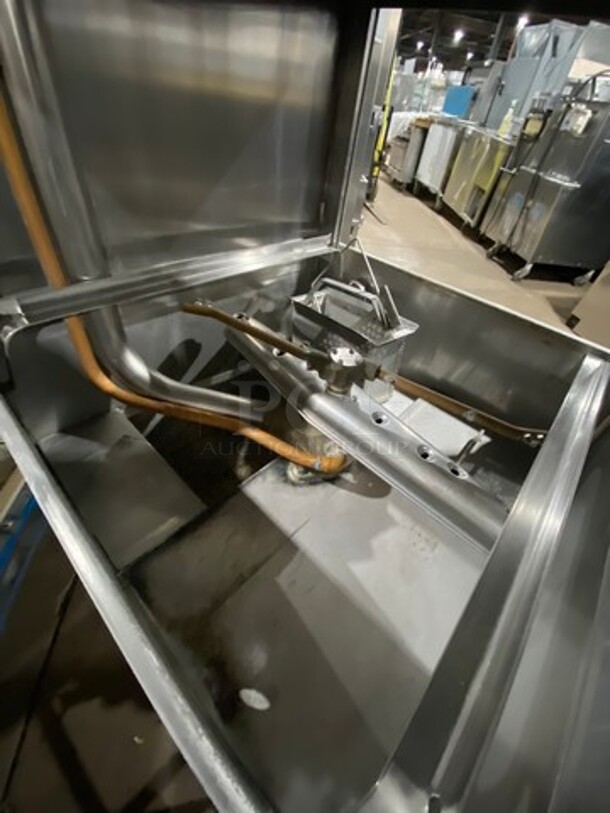 WOW! Hobart Commercial Pass-Through Dishwasher! All Stainless Steel! On Legs! Model: AM12 SN: 12045138 200/240V 60HZ 1 Phase - Image 5 of 10