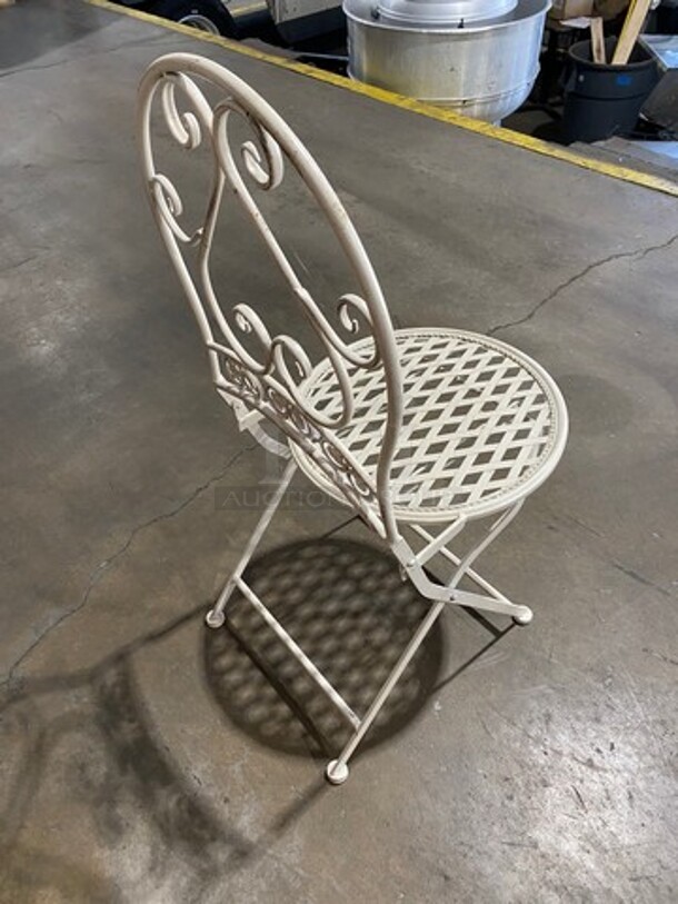 White Metal Foldable Patio Chairs! 11x Your Bid! - Image 3 of 5