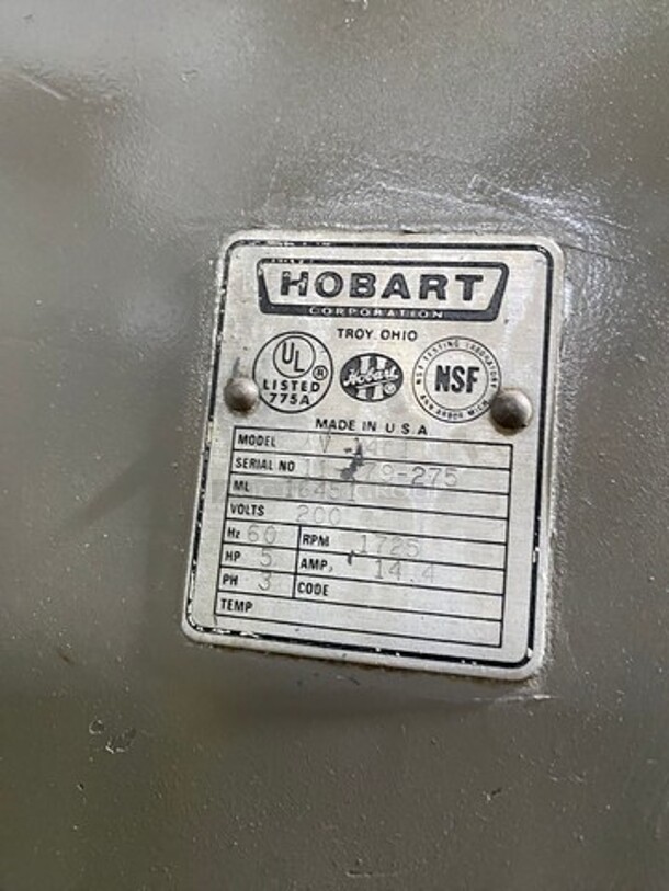 WOW! Hobart Commercial Floor Style 140 QT Planetary Mixer! With 80QT Reducer Ring, 80QT Mixing Bowl! With 80QT Spiral Hook Attachment! WORKING WHEN REMOVED! Model: V1401 SN: 11279275 200V 60HZ 3 Phase - Image 6 of 9